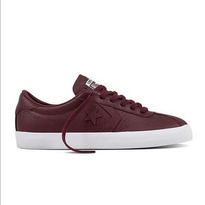 ✨Converse One Star Burgandy Leather Sneakers